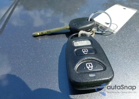 2018 Hyundai Elantra Sel z USA, uszkodzony, nr VIN 5NPD84LF7JH343930